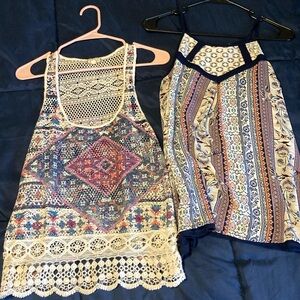 2 Medium Tank Tops